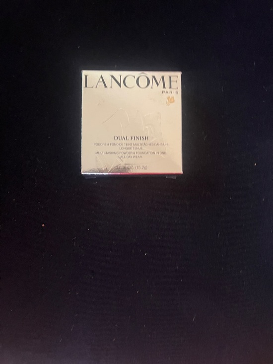 Lancome Other - Lancôme Dual Finish Powder-Suede Color-550